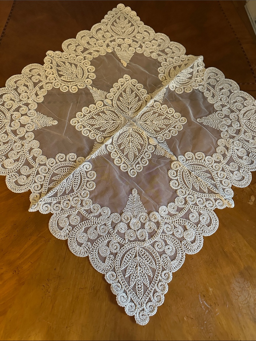 NEW Lace Embroidered Table Overlay - Cream , Silver